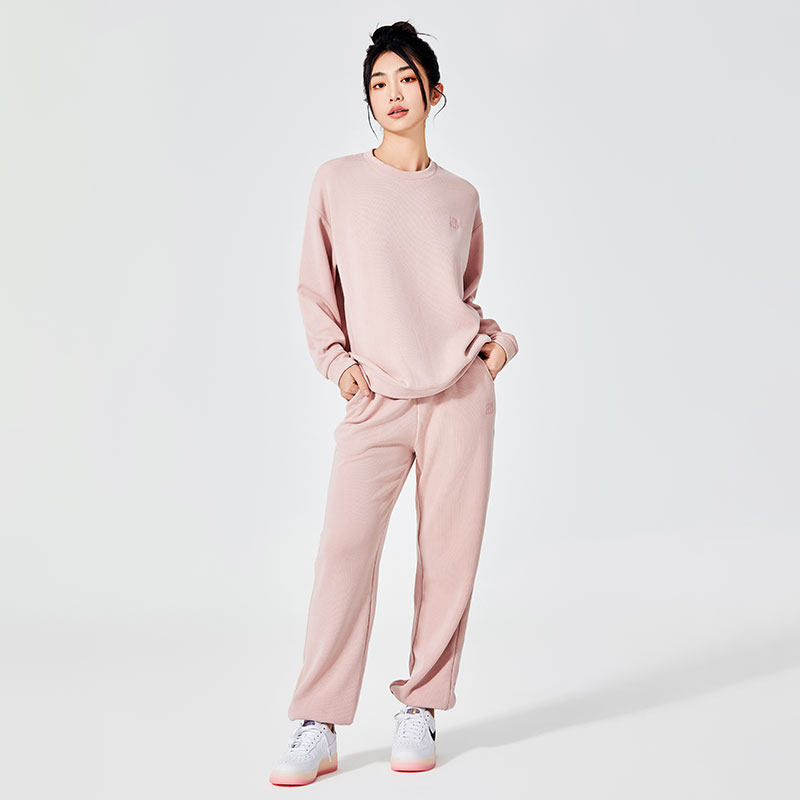 Why Are Women Sweatpants the Must-Have Wardrobe Essential Today?