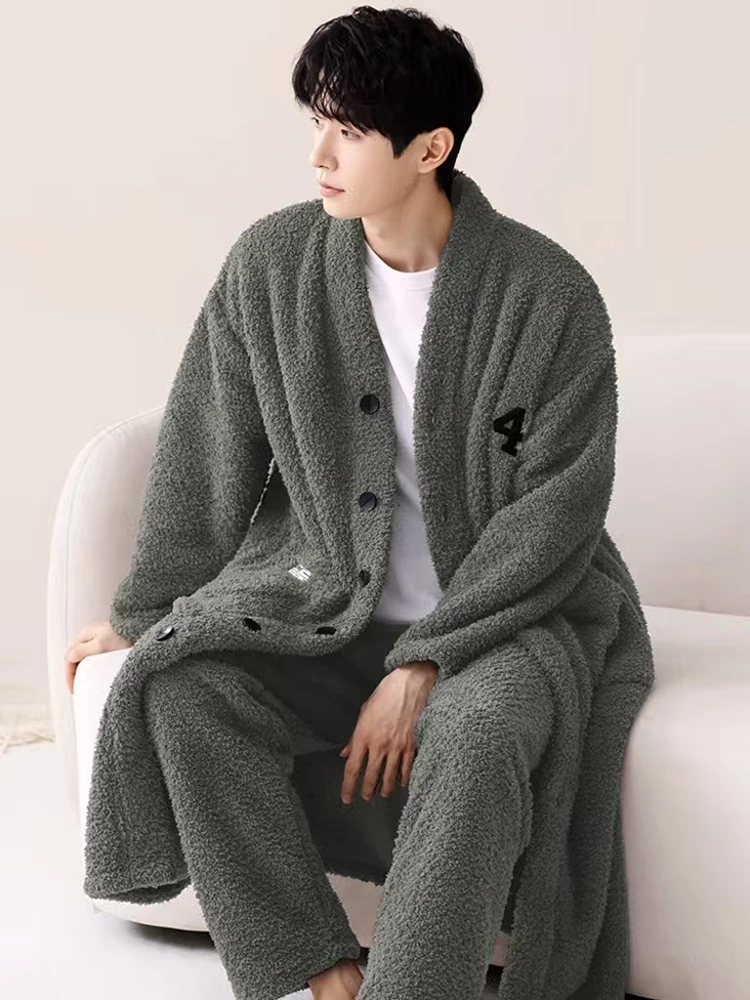 How Do Nightgowns for Men Compare to Sleep Shirts in Terms of Comfort