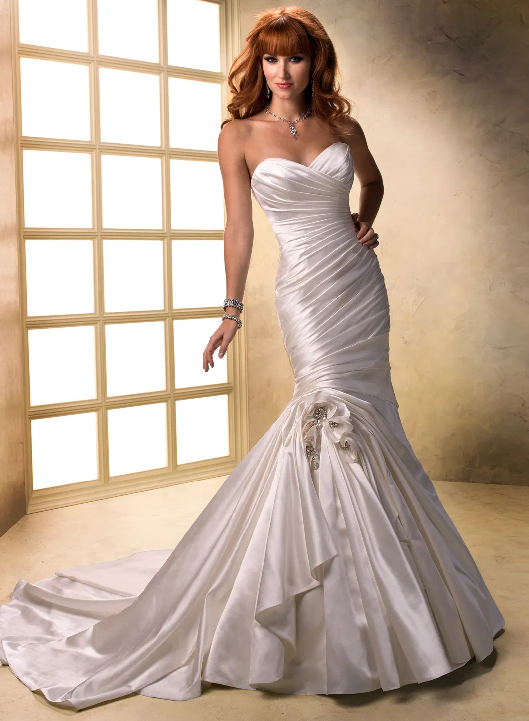 Elegant Mermaid Wedding Gowns Taffeta Luxury Pleated Wedding Dress