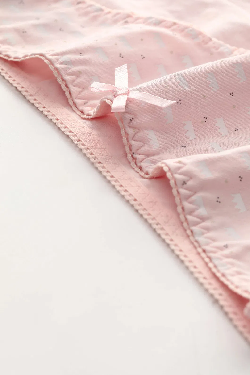 Girl′s Underwear Organic Cotton Crotch New Girl Student Low Waist Briefs Underwear