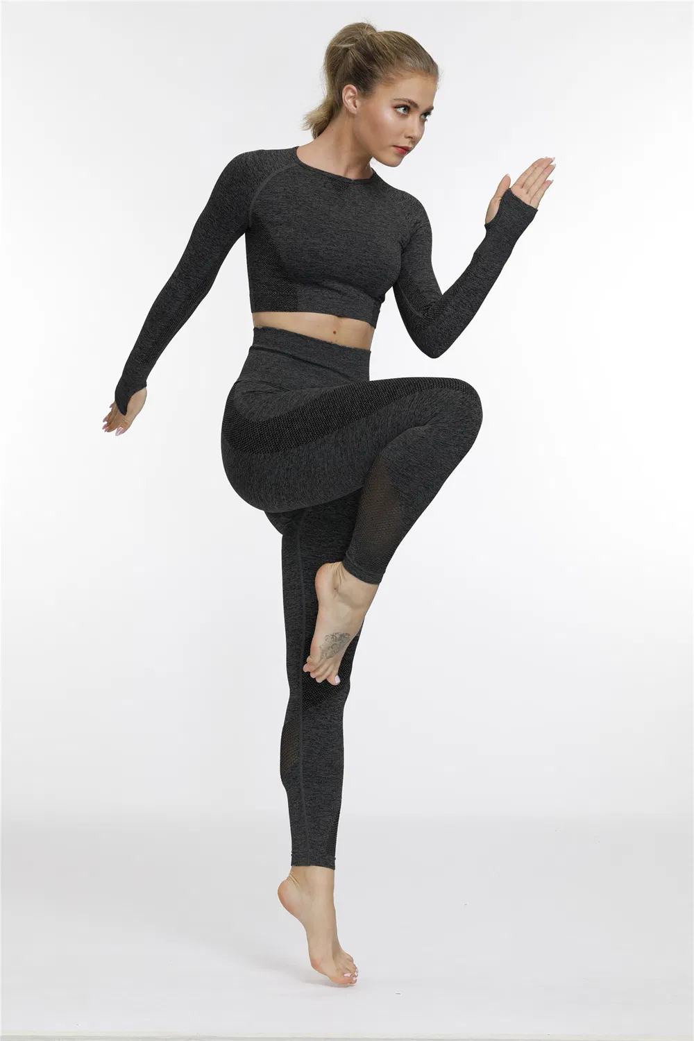 Hollow out Gym Wear Workout Clothes Long Sleeve Gym Crop Top High Waist Leggings Fitness Sports Wear Mesh Yoga Set