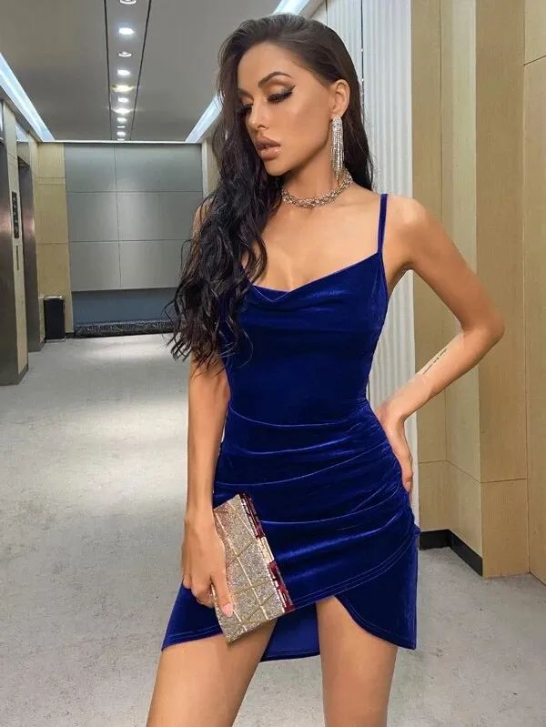 Hot Popular New Design Sleeveless Velvet Dress for Women