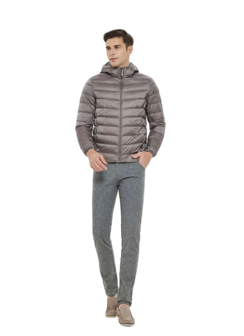 Hot Style Men′ S Down Jackets Outdoor Fashion Men Padded Winter