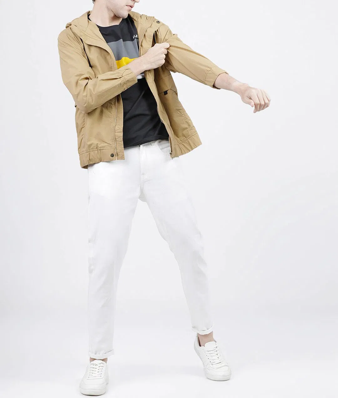 Men Khaki Solid Tailored Jacket Outdoor Breathable Casual Windbreaker Wind-Proof