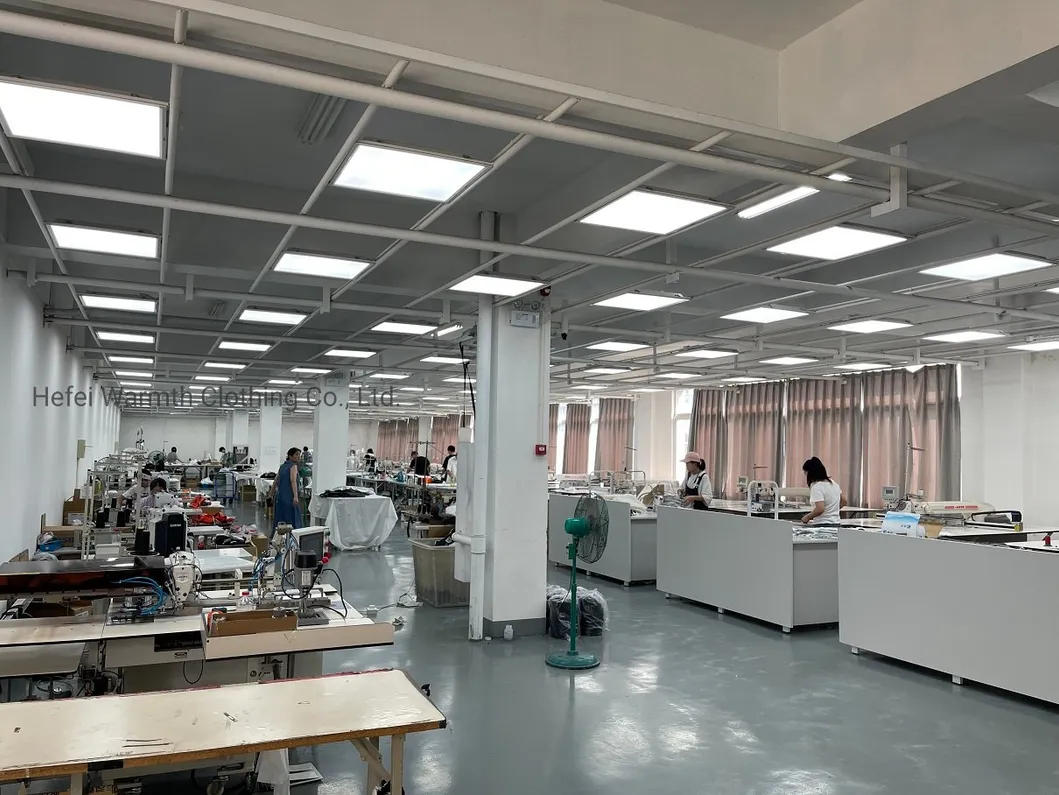 Men′s Lightweight Water-Resistent Fill Power Down Puffer Jacket