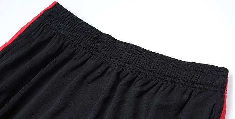 Men′s Monogram Stripes Are Stylish and Comfortable in a Two-Piece Suit