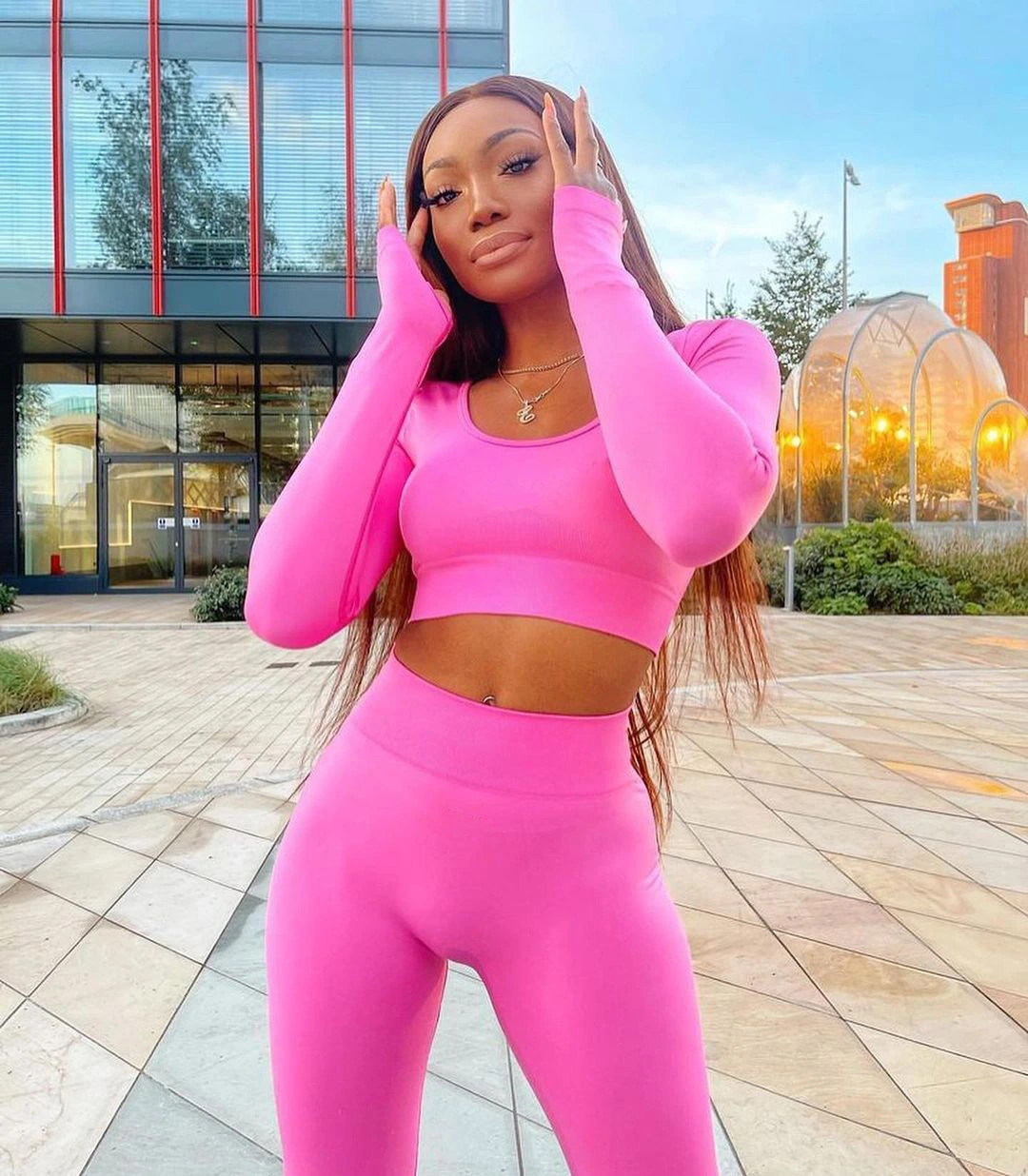 New Style Tik-Tok Ladies High Waisted Tight Sport Workout Butt Lift Yoga Athletic Active Wear Gym Clothing Suit Bright Color Fitness Leggings Sports Wear