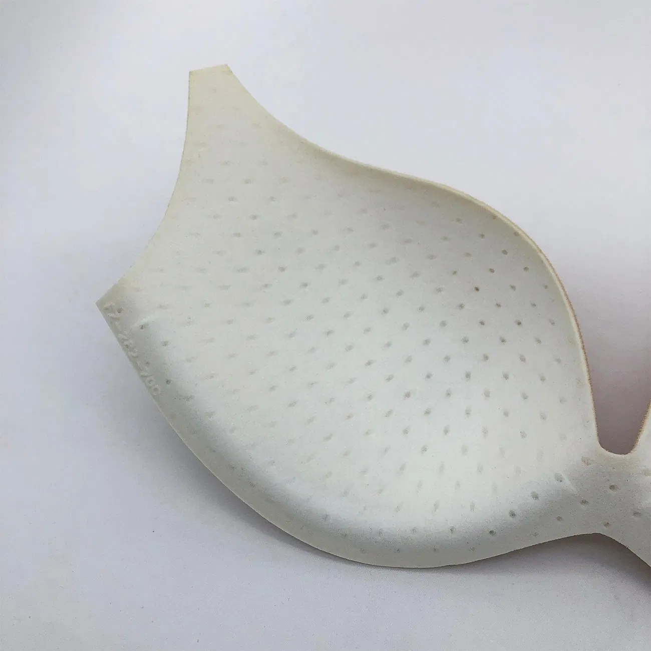 One Piece Figure Enhancing Lingerie Wireless Moulding Pad Brassiere