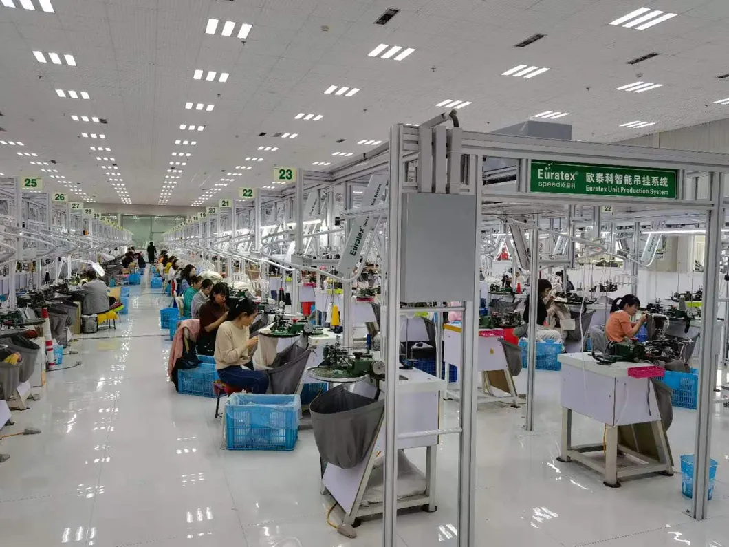 Precious Alpaca Nylon Blends Ladies Oversize V-Neck Jumper Sweater-3ply