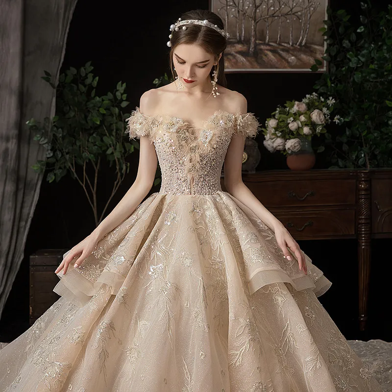 Shipping Immediately Lace Wedding Dress with Beading Decoration for Wedding