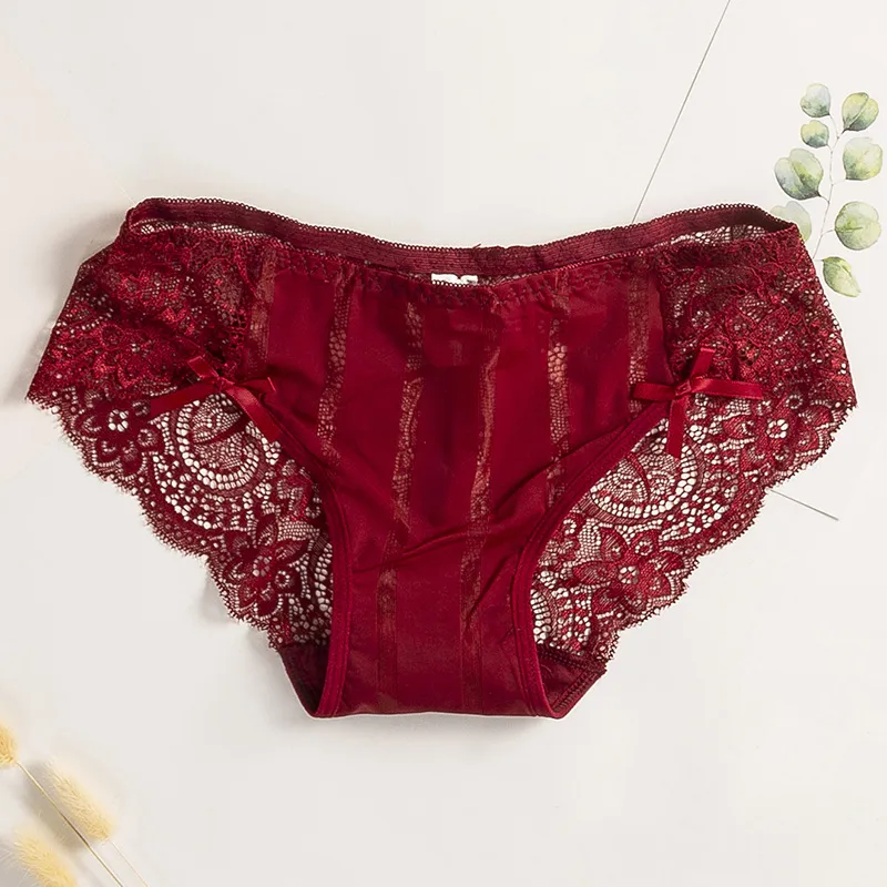 The Thin Ice Silk Stripe Lace Edge Lightly Skilled Hollow out Sexy Perspective Air Lady Low Waist Cotton Crotch Underwear Woman
