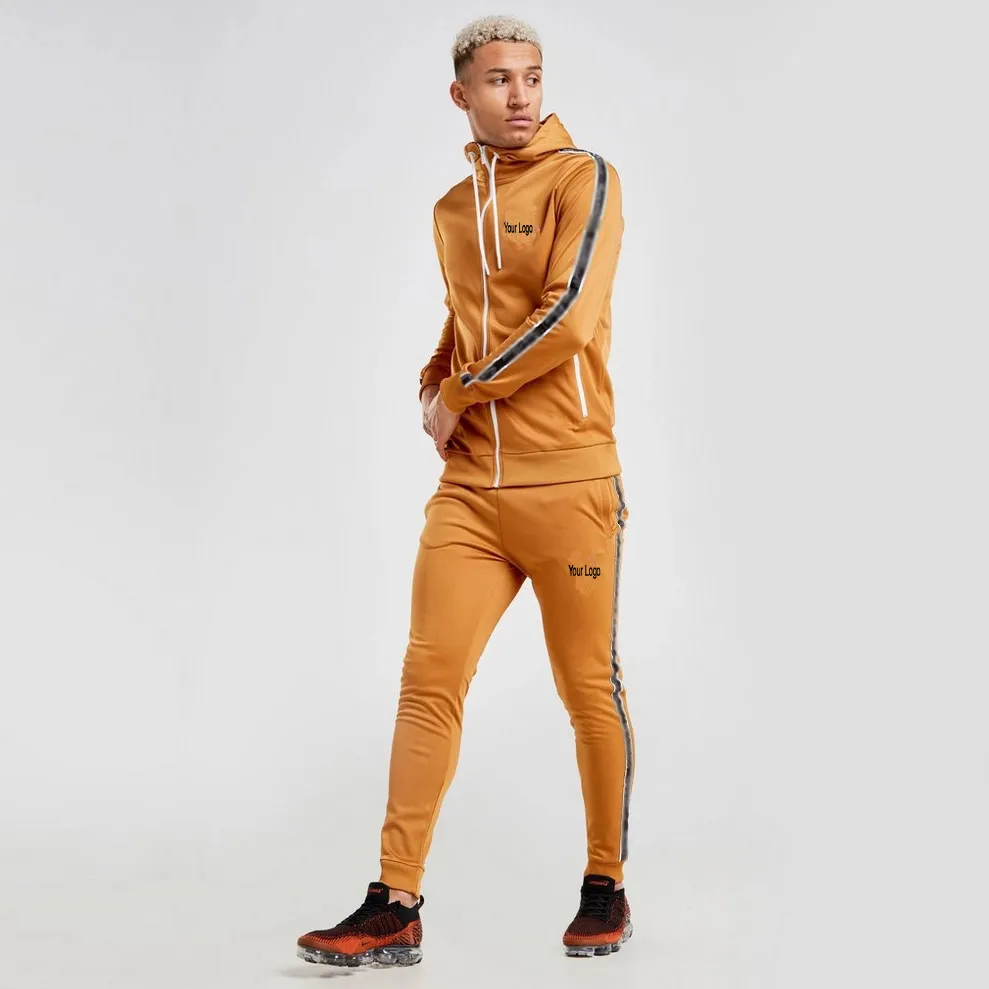 Wholesale 2021 New Arrival Zipper High Quality Hoodied Set Men Sport Clothes Tracksuit