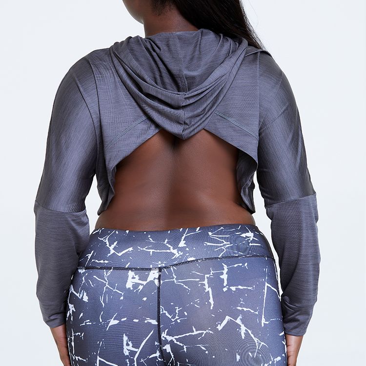 Women Sports Top Smooth Surface Top Plus Size Yoga Top Wear Fashionable Sportswear